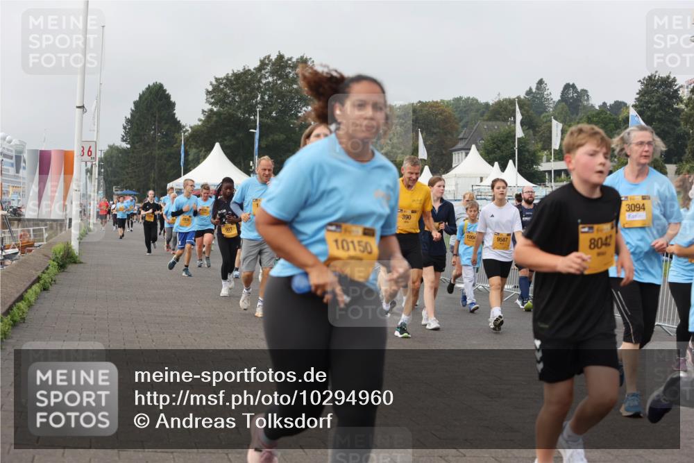 13.09.2026 - Kiel Lauf Andreas Tolksdorf http://msf.ph/oto/10294960 13.09.2026 09:28:18 Kiellinie 36, 951, 10150, 390, 1004, 9587, 8042, 3094 meine-sportfotos.de