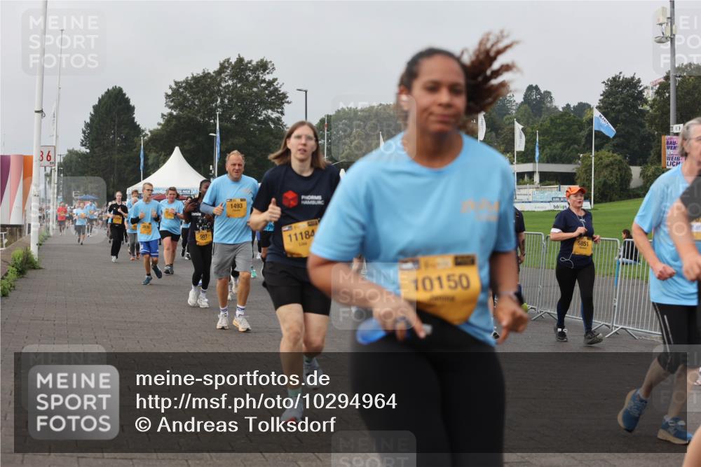 13.09.2026 - Kiel Lauf Andreas Tolksdorf http://msf.ph/oto/10294964 13.09.2026 09:28:18 Kiellinie 36, 6, 1493, 951, 11184, 10150, 5851 meine-sportfotos.de