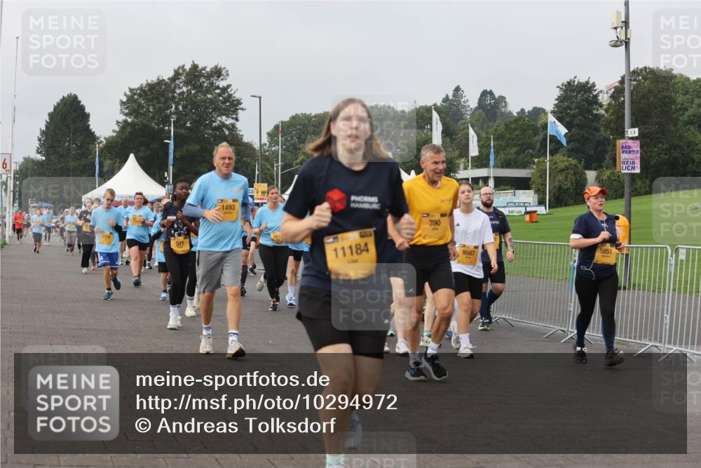 13.09.2026 - Kiel Lauf Andreas Tolksdorf http://msf.ph/oto/10294972 13.09.2026 09:28:19 Kiellinie 2835, 951, 1493, 390, 561, 11184, 9587, 5851 meine-sportfotos.de