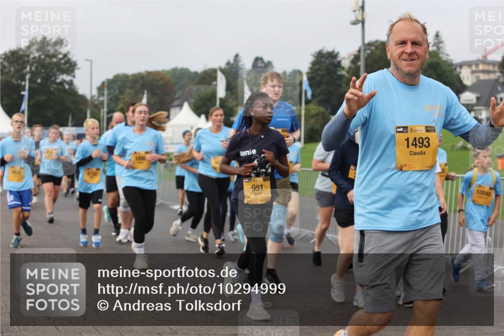 13.09.2026 - Kiel Lauf Andreas Tolksdorf http://msf.ph/oto/10294999 13.09.2026 09:28:22 Kiellinie 8152, 1556, 38, 1493, 951, 10048 meine-sportfotos.de