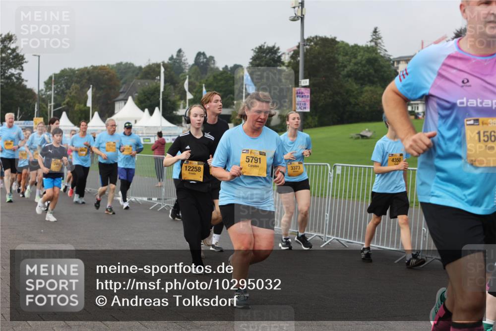 13.09.2026 - Kiel Lauf Andreas Tolksdorf http://msf.ph/oto/10295032 13.09.2026 09:28:26 Kiellinie 7448, 415, 10159, 12258, 5791, 4350, 3373, 1, 39, 156 meine-sportfotos.de
