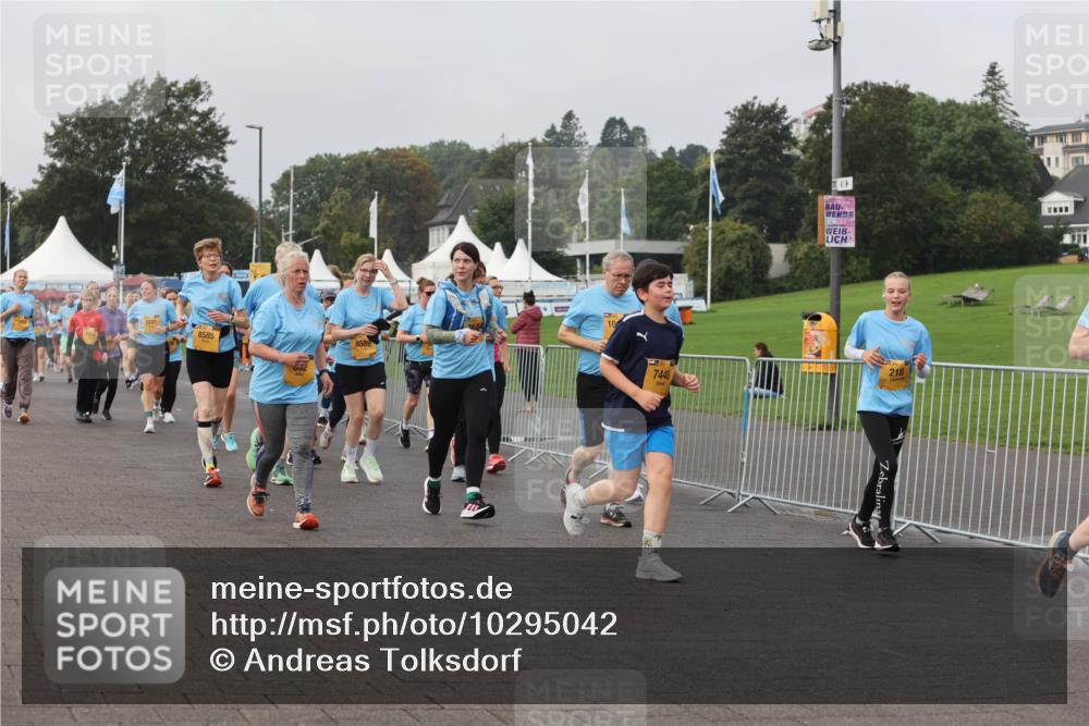 13.09.2026 - Kiel Lauf Andreas Tolksdorf http://msf.ph/oto/10295042 13.09.2026 09:28:28 Kiellinie 2241, 8585, 10, 7448, 218 meine-sportfotos.de