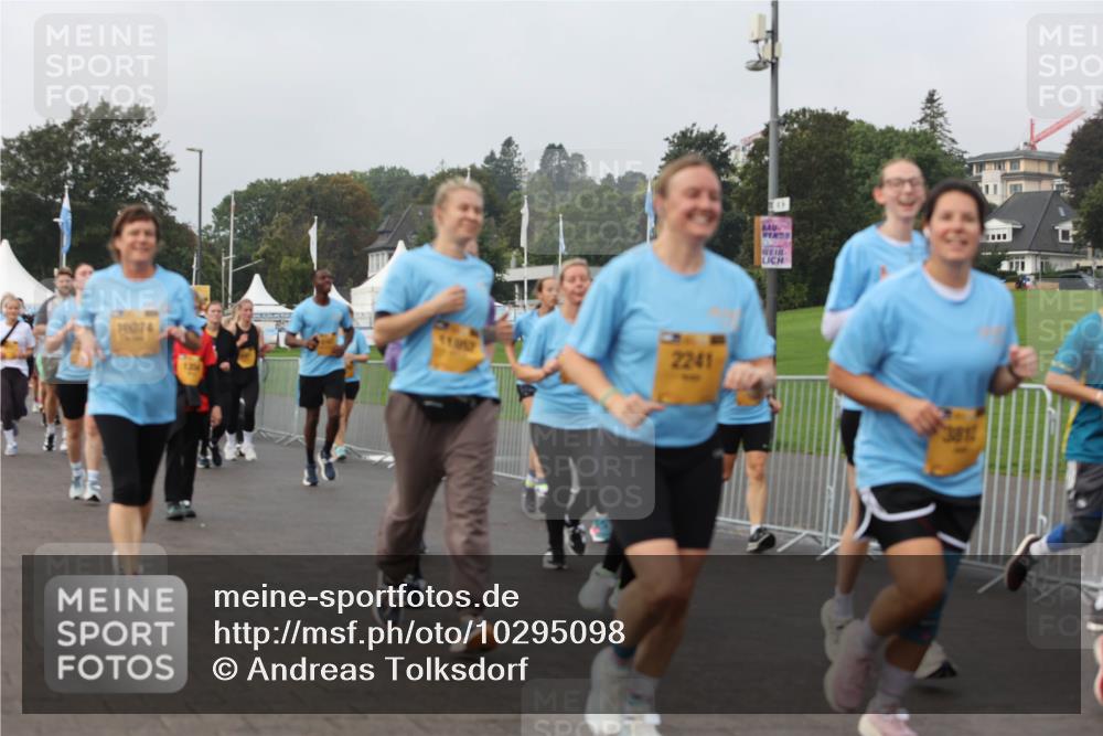 13.09.2026 - Kiel Lauf Andreas Tolksdorf http://msf.ph/oto/10295098 13.09.2026 09:28:35 Kiellinie 10074, 2241, 3812 meine-sportfotos.de