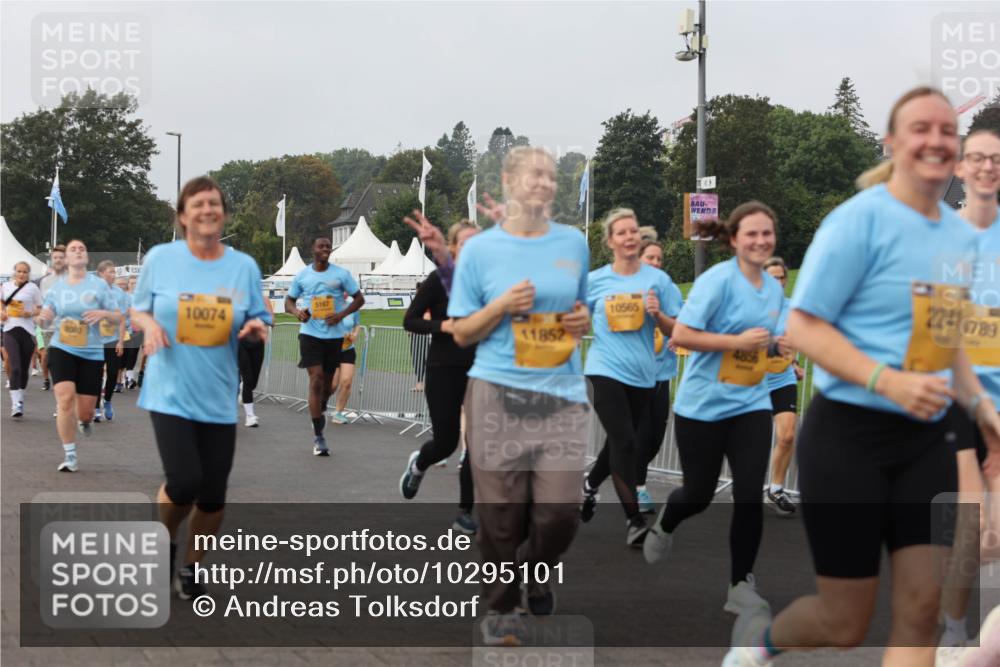 13.09.2026 - Kiel Lauf Andreas Tolksdorf http://msf.ph/oto/10295101 13.09.2026 09:28:35 Kiellinie 69, 5167, 10074, 11852, 10565, 2241, 789 meine-sportfotos.de