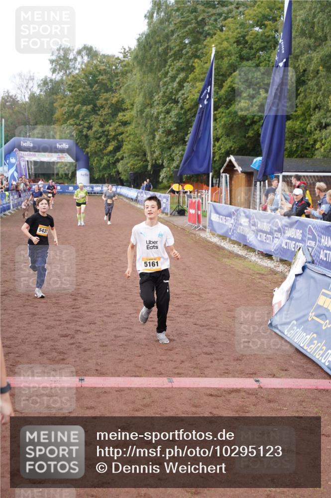 13.09.2026 - Airport Race Dennis Weichert http://msf.ph/oto/10295123 13.09.2026 10:32:33 Ziel 4142, 4160, 4183, 5035, 5161, 5321, 5437, 5482 meine-sportfotos.de