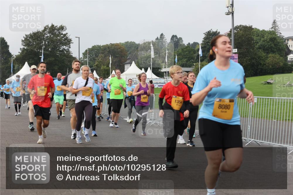 13.09.2026 - Kiel Lauf Andreas Tolksdorf http://msf.ph/oto/10295128 13.09.2026 09:28:39 Kiellinie 7585, 592, 12727, 1354, 74, 8080 meine-sportfotos.de