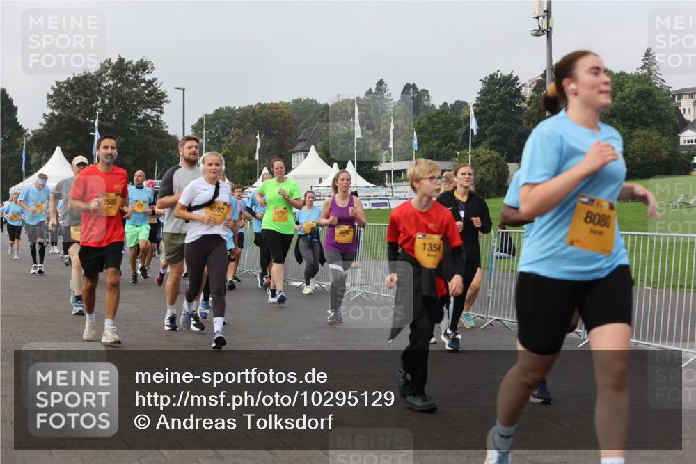 13.09.2026 - Kiel Lauf Andreas Tolksdorf http://msf.ph/oto/10295129 13.09.2026 09:28:39 Kiellinie 910, 7585, 6592, 12727, 8672, 1354, 8080 meine-sportfotos.de
