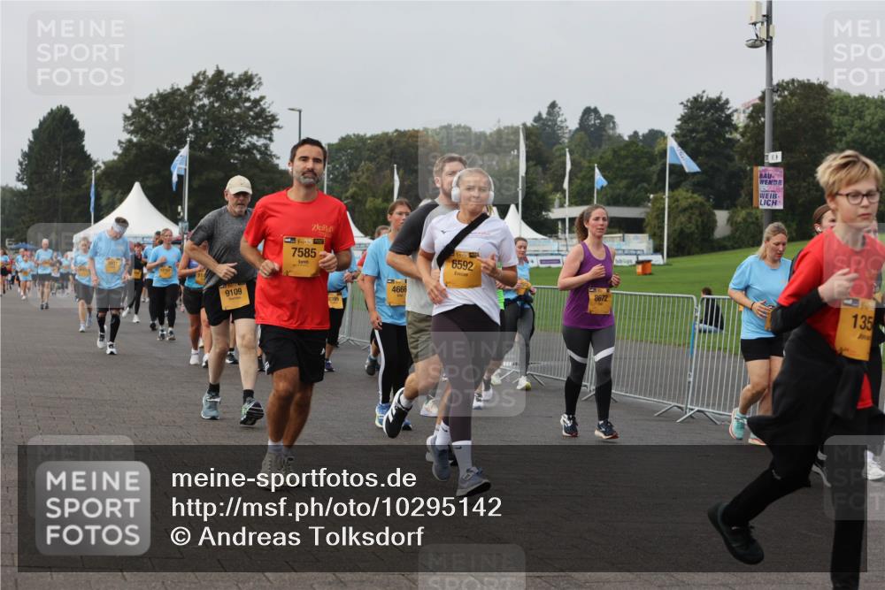 13.09.2026 - Kiel Lauf Andreas Tolksdorf http://msf.ph/oto/10295142 13.09.2026 09:28:40 Kiellinie 9109, 38, 7585, 4666, 39, 6592, 8672, 135 meine-sportfotos.de