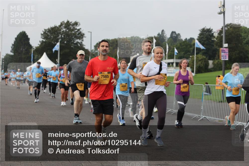 13.09.2026 - Kiel Lauf Andreas Tolksdorf http://msf.ph/oto/10295144 13.09.2026 09:28:40 Kiellinie 9109, 38, 7585, 4666, 38, 2, 8672, 12282 meine-sportfotos.de