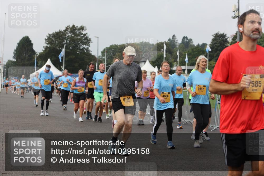 13.09.2026 - Kiel Lauf Andreas Tolksdorf http://msf.ph/oto/10295158 13.09.2026 09:28:42 Kiellinie 89, 9109, 7194, 4666, 4467, 39, 585 meine-sportfotos.de