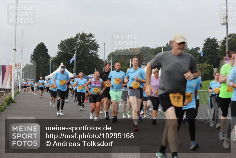 13.09.2026 - Kiel Lauf Andreas Tolksdorf http://msf.ph/oto/10295168 13.09.2026 09:28:42 Kiellinie 6, 11421, 11130, 4666, 9109 meine-sportfotos.de