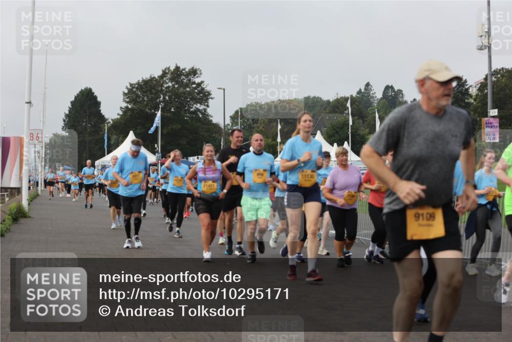 13.09.2026 - Kiel Lauf Andreas Tolksdorf http://msf.ph/oto/10295171 13.09.2026 09:28:43 Kiellinie 6, 11421, 11130, 9109 meine-sportfotos.de