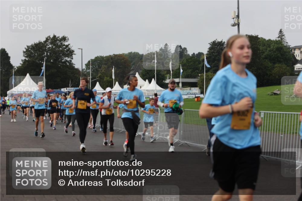 13.09.2026 - Kiel Lauf Andreas Tolksdorf http://msf.ph/oto/10295228 13.09.2026 09:28:49 Kiellinie  meine-sportfotos.de