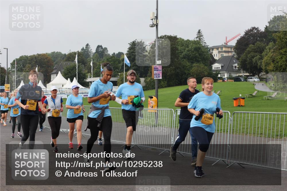13.09.2026 - Kiel Lauf Andreas Tolksdorf http://msf.ph/oto/10295238 13.09.2026 09:28:51 Kiellinie 6363, 6648, 6625, 369, 11100 meine-sportfotos.de