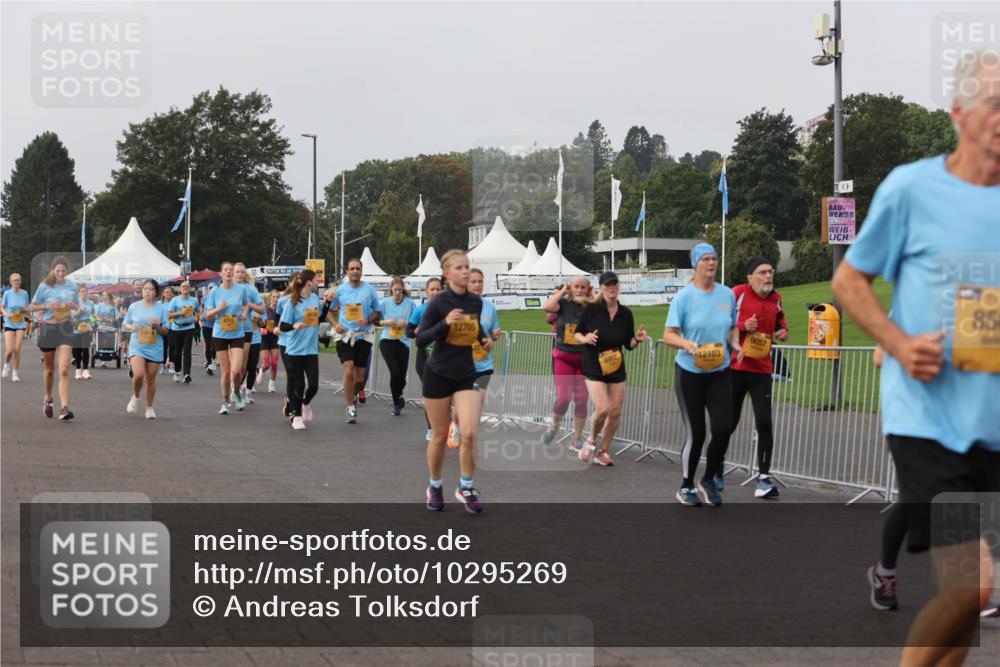 13.09.2026 - Kiel Lauf Andreas Tolksdorf http://msf.ph/oto/10295269 13.09.2026 09:28:55 Kiellinie 12614, 12706, 9057, 4711, 12103, 85 meine-sportfotos.de
