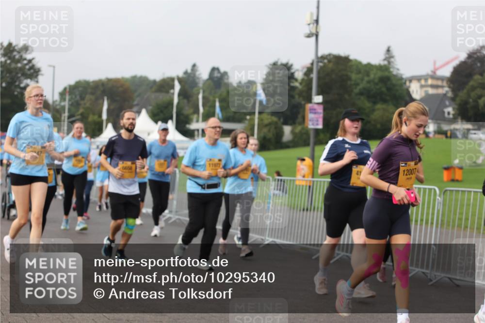 13.09.2026 - Kiel Lauf Andreas Tolksdorf http://msf.ph/oto/10295340 13.09.2026 09:29:05 Kiellinie 11977, 12007 meine-sportfotos.de