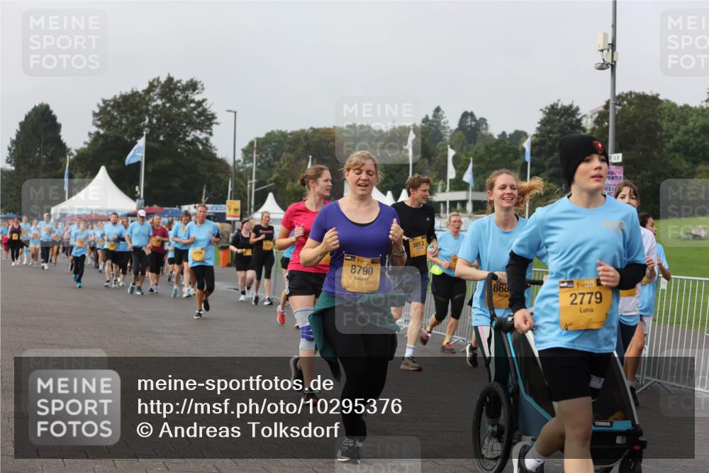 13.09.2026 - Kiel Lauf Andreas Tolksdorf http://msf.ph/oto/10295376 13.09.2026 09:29:10 Kiellinie 8790, 5913, 528, 868, 38, 2779, 2779 meine-sportfotos.de