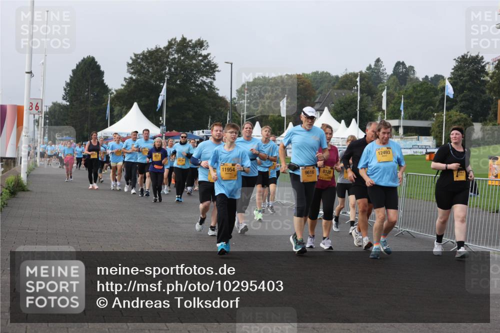 13.09.2026 - Kiel Lauf Andreas Tolksdorf http://msf.ph/oto/10295403 13.09.2026 09:29:17 Kiellinie 86, 2811, 2816, 11954, 9616, 8128, 12493 meine-sportfotos.de
