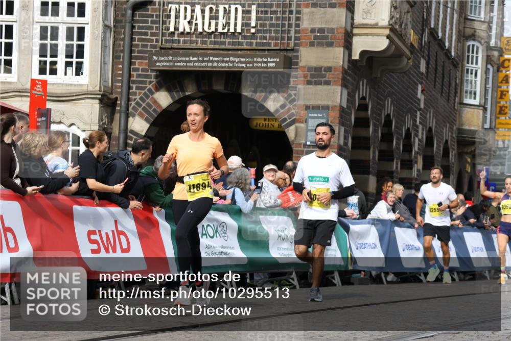 13.09.2026 - 21. swb-Marathon Bremen Strokosch-Dieckow http://msf.ph/oto/10295513 13.09.2026 10:47:53 Ziel 10189, 10210, 10223, 10270, 10310, 10594, 10807, 10860, 10873, 11130, 11469, 11646, 11809, 11894, 12077, 12195, 12296, 12318, 12547, 13521, 10142, 10329, 11058, 11193, 11735, 12278, 12354, 12487, 13620 meine-sportfotos.de