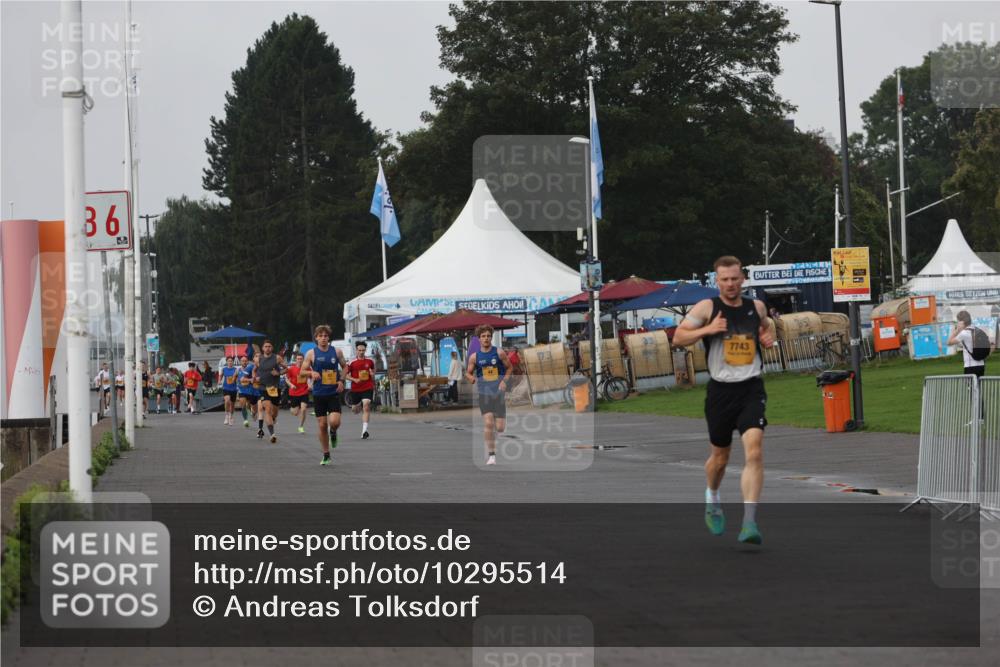13.09.2026 - Kiel Lauf Andreas Tolksdorf http://msf.ph/oto/10295514 13.09.2026 09:21:04 Kiellinie 86, 7743 meine-sportfotos.de