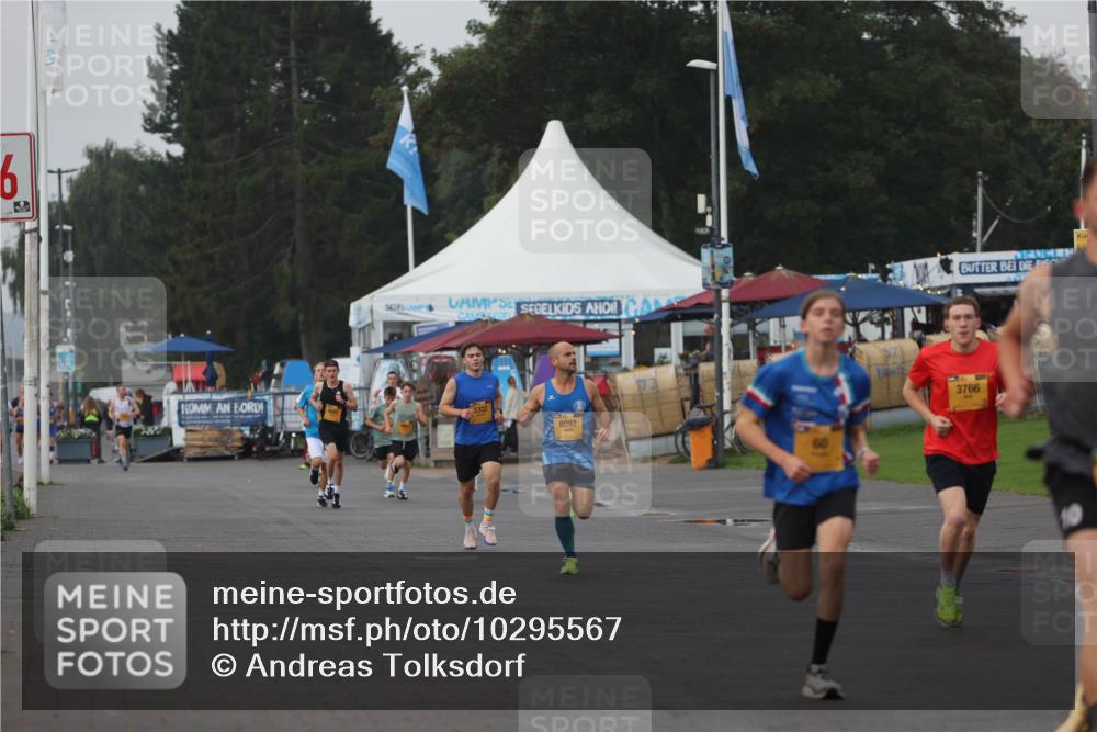 13.09.2026 - Kiel Lauf Andreas Tolksdorf http://msf.ph/oto/10295567 13.09.2026 09:21:16 Kiellinie 6, 160, 5332, 8092, 3766 meine-sportfotos.de