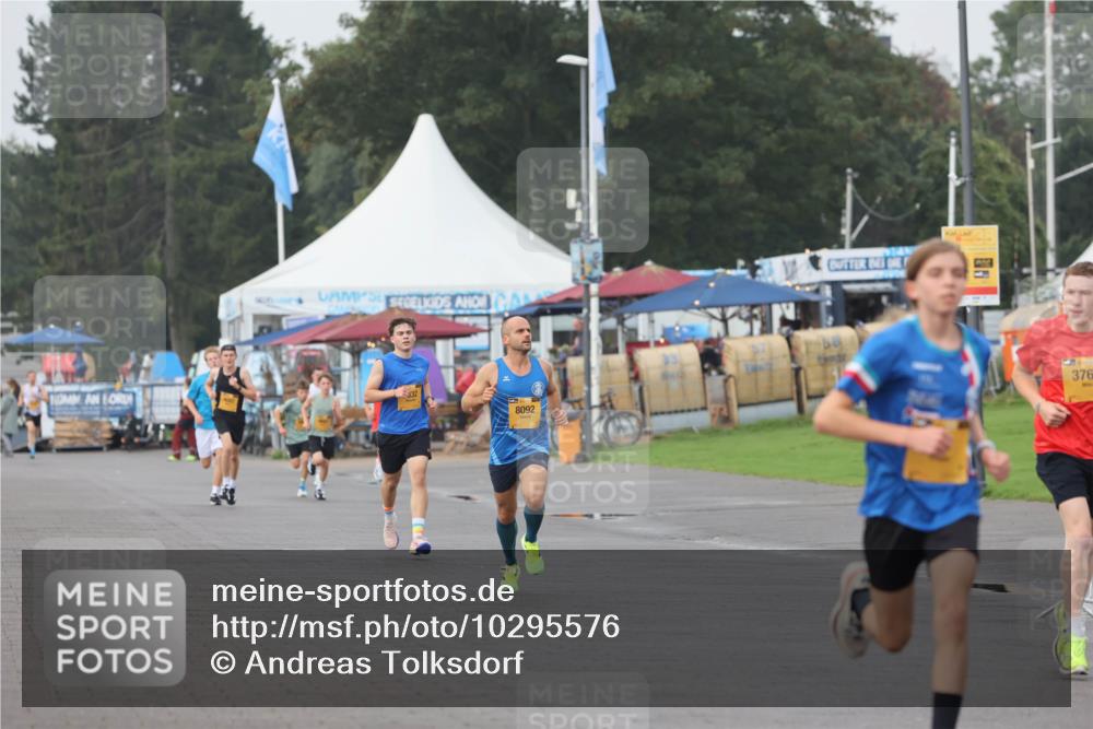 13.09.2026 - Kiel Lauf Andreas Tolksdorf http://msf.ph/oto/10295576 13.09.2026 09:21:17 Kiellinie 8092, 376 meine-sportfotos.de