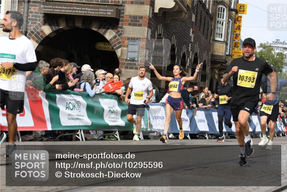 13.09.2026 - 21. swb-Marathon Bremen Strokosch-Dieckow http://msf.ph/oto/10295596 13.09.2026 10:47:55 Ziel 10172, 10189, 10210, 10223, 10270, 10310, 10393, 10594, 10807, 10860, 10873, 11130, 11469, 11646, 11809, 11894, 12077, 12296, 12318, 12547, 13521, 10142, 10329, 11058, 11193, 11735, 12354, 12487, 13620 meine-sportfotos.de
