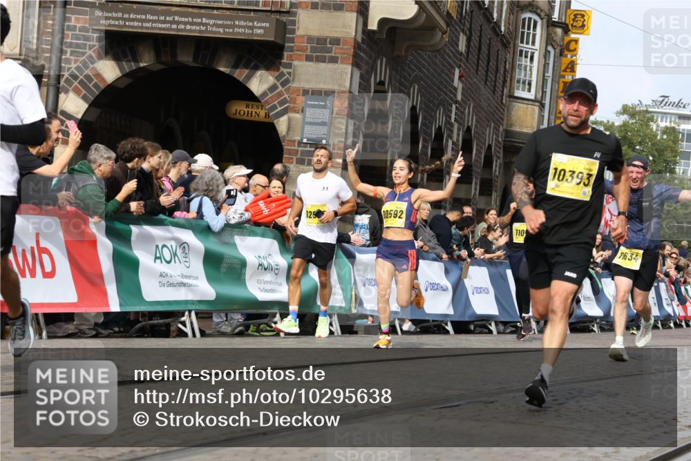 13.09.2026 - 21. swb-Marathon Bremen Strokosch-Dieckow http://msf.ph/oto/10295638 13.09.2026 10:47:55 Ziel 10172, 10189, 10210, 10223, 10270, 10310, 10393, 10594, 10807, 10860, 10873, 11130, 11469, 11646, 11809, 11894, 12077, 12296, 12318, 12547, 13521, 10142, 10329, 11058, 11193, 11735, 12354, 12487, 13620 meine-sportfotos.de