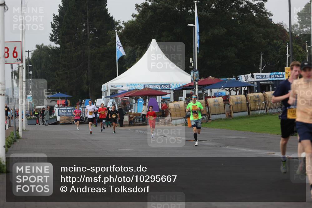 13.09.2026 - Kiel Lauf Andreas Tolksdorf http://msf.ph/oto/10295667 13.09.2026 09:21:44 Kiellinie 6, 33, 3171 meine-sportfotos.de