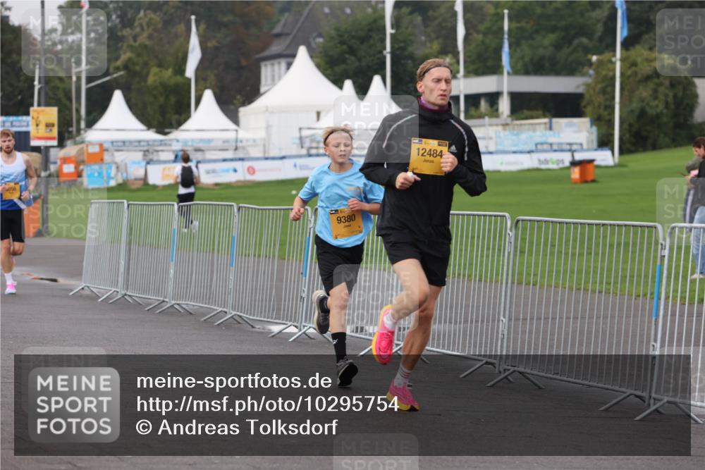 13.09.2026 - Kiel Lauf Andreas Tolksdorf http://msf.ph/oto/10295754 13.09.2026 09:22:18 Kiellinie 056, 9380, 12484 meine-sportfotos.de