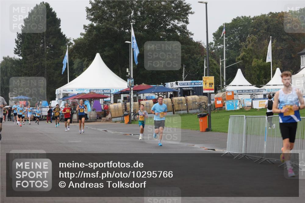 13.09.2026 - Kiel Lauf Andreas Tolksdorf http://msf.ph/oto/10295766 13.09.2026 09:22:20 Kiellinie  meine-sportfotos.de