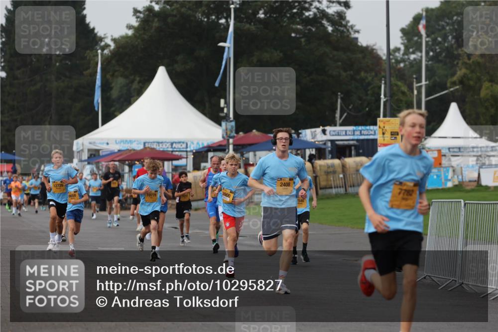 13.09.2026 - Kiel Lauf Andreas Tolksdorf http://msf.ph/oto/10295827 13.09.2026 09:22:39 Kiellinie 12726, 8658, 10778, 3900, 2408, 1546 meine-sportfotos.de