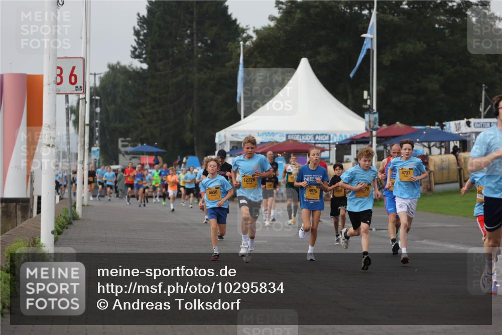 13.09.2026 - Kiel Lauf Andreas Tolksdorf http://msf.ph/oto/10295834 13.09.2026 09:22:41 Kiellinie 36, 8658, 12726, 4975, 4737 meine-sportfotos.de