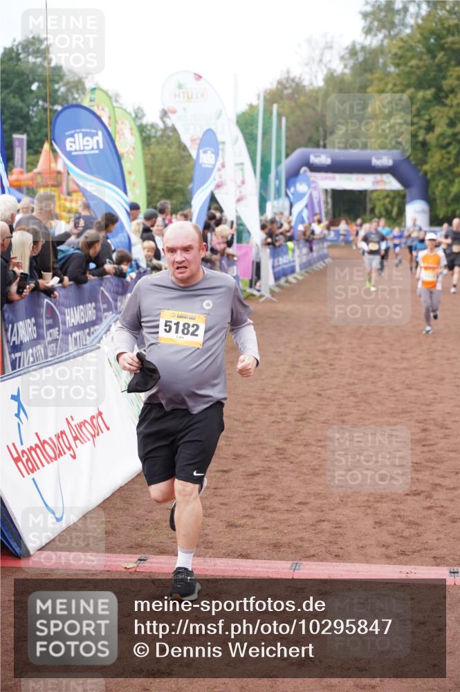 13.09.2026 - Airport Race Dennis Weichert http://msf.ph/oto/10295847 13.09.2026 10:33:00 Ziel 5019, 5182 meine-sportfotos.de