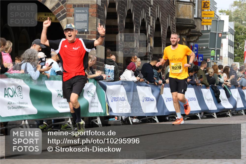 13.09.2026 - 21. swb-Marathon Bremen Strokosch-Dieckow http://msf.ph/oto/10295996 13.09.2026 10:48:02 Ziel 10172, 10210, 10223, 10393, 10592, 10594, 10860, 10873, 11018, 11130, 11634, 11646, 11809, 11894, 12077, 12318, 12547, 12558, 13521, 10142, 10316, 10329, 10638, 11058, 11135, 11193, 11241, 11781 meine-sportfotos.de