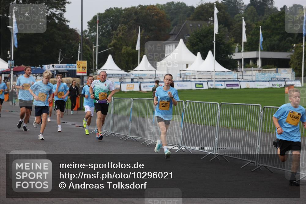 13.09.2026 - Kiel Lauf Andreas Tolksdorf http://msf.ph/oto/10296021 13.09.2026 09:23:21 Kiellinie 10690, 3315, 5398, 3522, 12496 meine-sportfotos.de