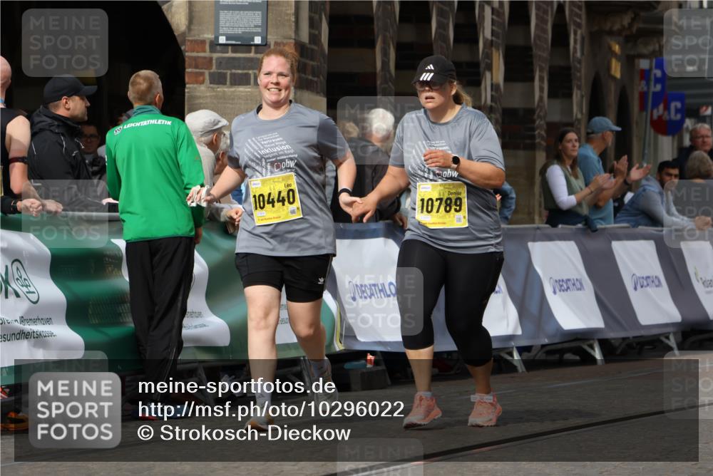 13.09.2026 - 21. swb-Marathon Bremen Strokosch-Dieckow http://msf.ph/oto/10296022 13.09.2026 11:27:30 Ziel  meine-sportfotos.de