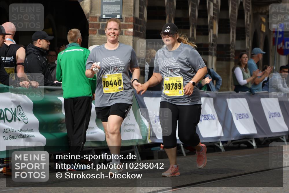 13.09.2026 - 21. swb-Marathon Bremen Strokosch-Dieckow http://msf.ph/oto/10296042 13.09.2026 11:27:30 Ziel  meine-sportfotos.de