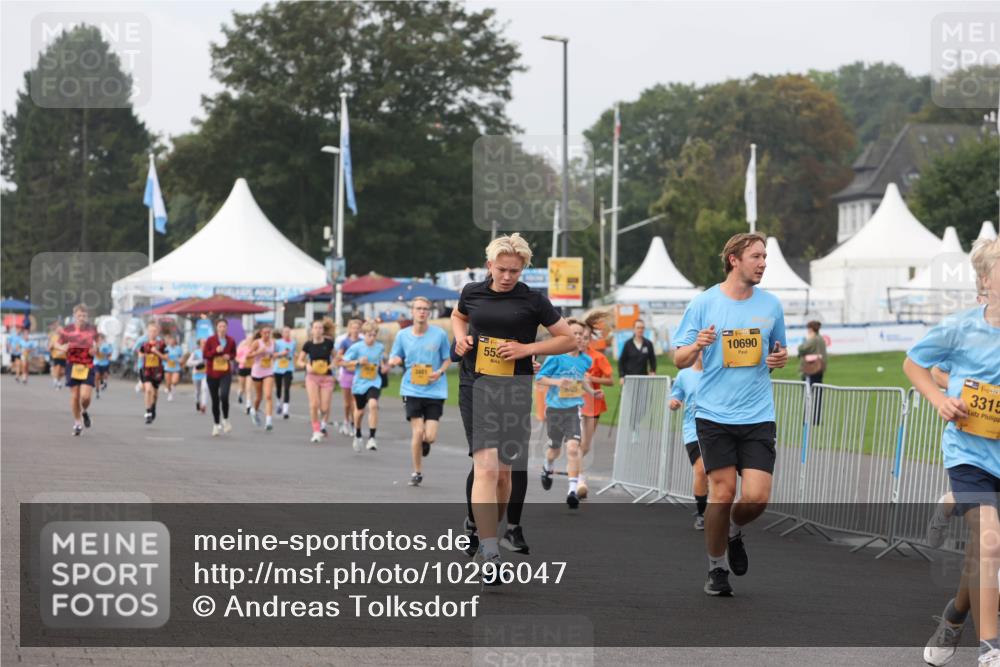 13.09.2026 - Kiel Lauf Andreas Tolksdorf http://msf.ph/oto/10296047 13.09.2026 09:23:25 Kiellinie 3481, 55, 25, 10690, 3315 meine-sportfotos.de