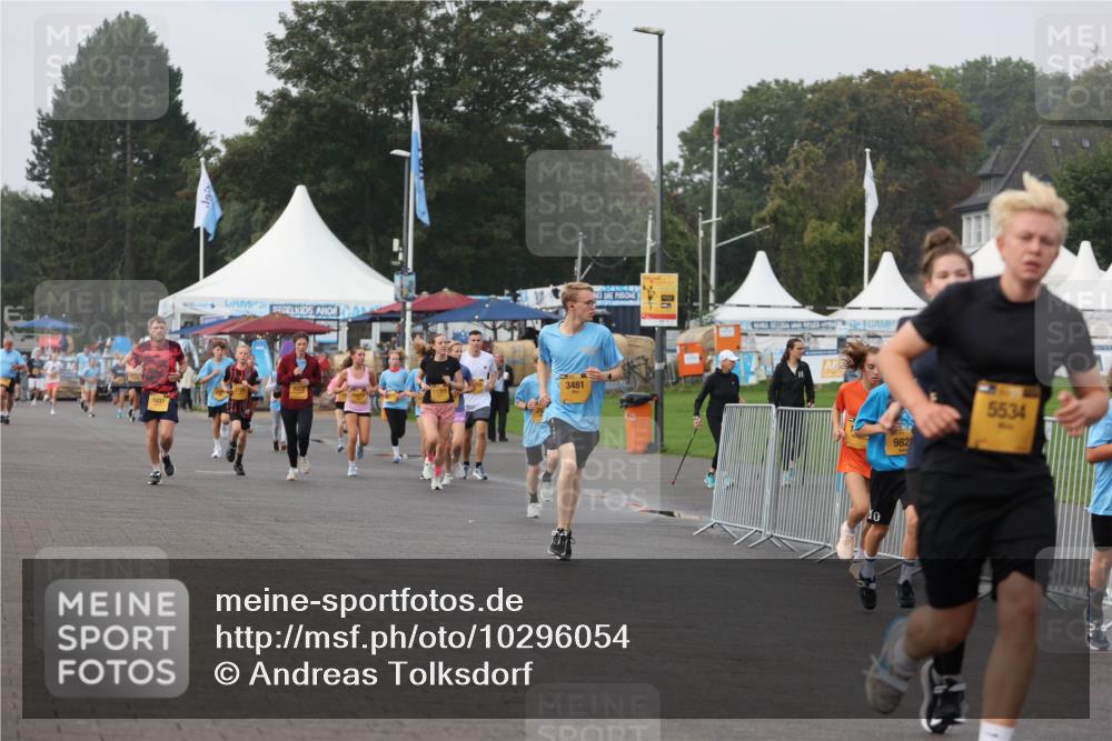 13.09.2026 - Kiel Lauf Andreas Tolksdorf http://msf.ph/oto/10296054 13.09.2026 09:23:27 Kiellinie 5837, 83131, 3481, 10, 982, 5534 meine-sportfotos.de
