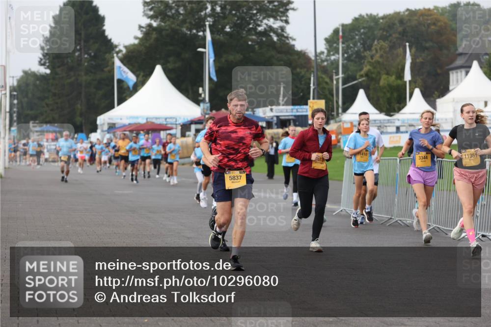 13.09.2026 - Kiel Lauf Andreas Tolksdorf http://msf.ph/oto/10296080 13.09.2026 09:23:33 Kiellinie 5837, 1410, 3344, 39, 11351 meine-sportfotos.de