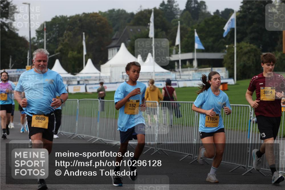 13.09.2026 - Kiel Lauf Andreas Tolksdorf http://msf.ph/oto/10296128 13.09.2026 09:23:47 Kiellinie 9110, 8689, 38, 152, 11034, 3814, 13 meine-sportfotos.de