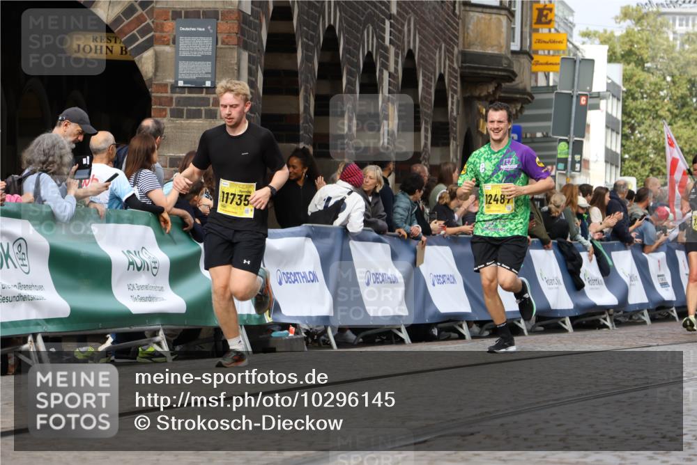 13.09.2026 - 21. swb-Marathon Bremen Strokosch-Dieckow http://msf.ph/oto/10296145 13.09.2026 10:48:06 Ziel 10172, 10210, 10393, 10592, 10594, 10860, 11018, 11130, 11360, 11634, 11809, 11894, 12077, 12278, 12547, 12558, 10316, 10421, 10638, 11058, 11135, 11241, 11781, 11815, 12259 meine-sportfotos.de