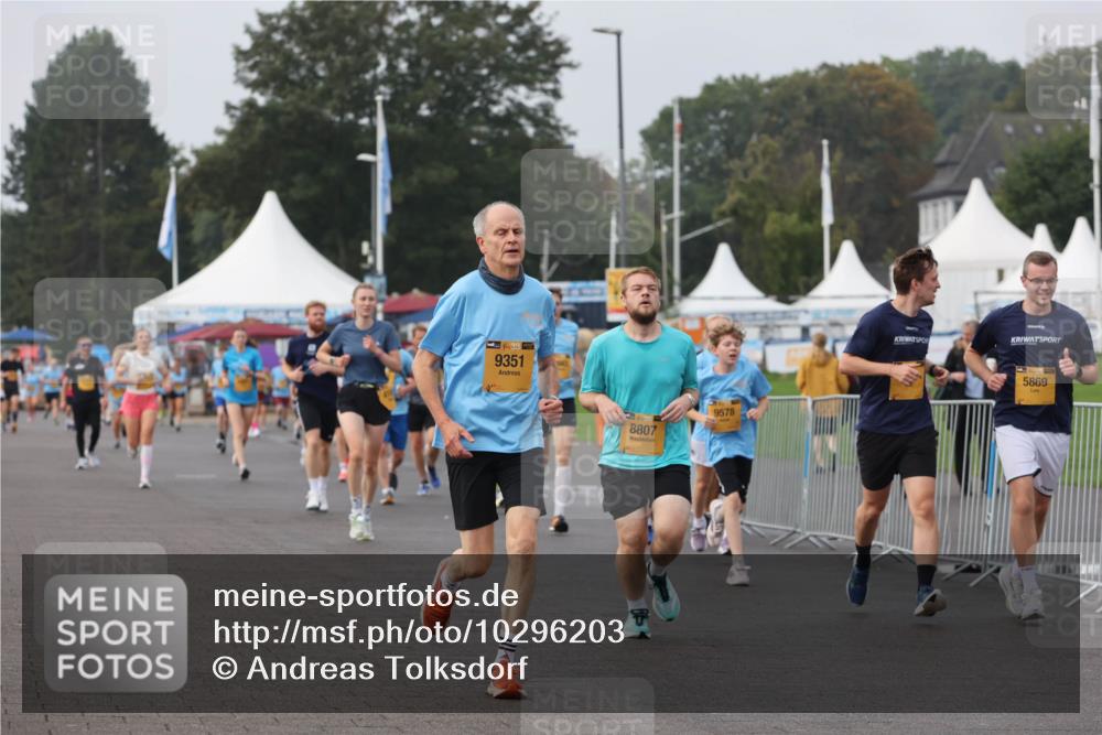 13.09.2026 - Kiel Lauf Andreas Tolksdorf http://msf.ph/oto/10296203 13.09.2026 09:23:59 Kiellinie 38, 9351, 8807, 9578, 5869 meine-sportfotos.de