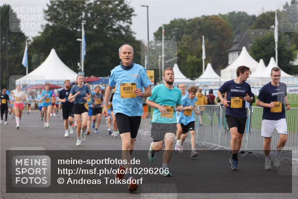 13.09.2026 - Kiel Lauf Andreas Tolksdorf http://msf.ph/oto/10296206 13.09.2026 09:23:59 Kiellinie 38, 9351, 9578, 807, 7431, 5869 meine-sportfotos.de