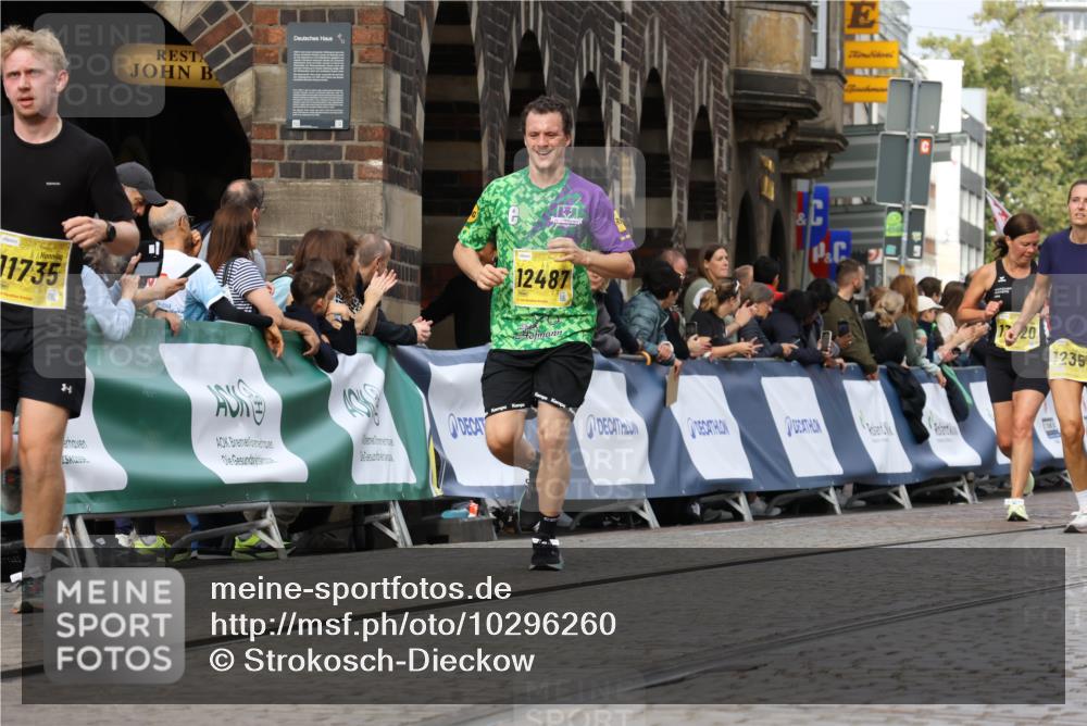 13.09.2026 - 21. swb-Marathon Bremen Strokosch-Dieckow http://msf.ph/oto/10296260 13.09.2026 10:48:08 Ziel 10172, 10210, 10393, 10592, 10860, 11018, 11360, 11634, 11735, 11809, 11894, 12077, 12278, 12547, 12558, 10316, 10421, 10638, 11135, 11241, 11683, 11781, 11815, 12259 meine-sportfotos.de
