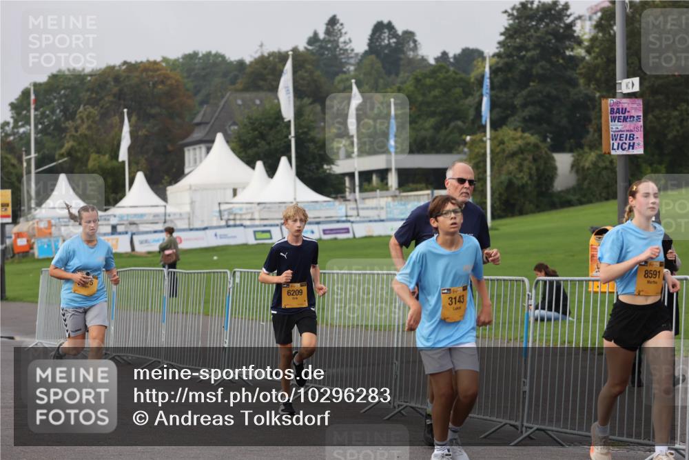 13.09.2026 - Kiel Lauf Andreas Tolksdorf http://msf.ph/oto/10296283 13.09.2026 09:24:13 Kiellinie 6209, 3143, 8591 meine-sportfotos.de