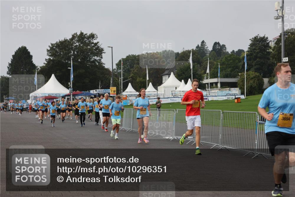 13.09.2026 - Kiel Lauf Andreas Tolksdorf http://msf.ph/oto/10296351 13.09.2026 09:24:29 Kiellinie 11645, 11793, 3724, 3694 meine-sportfotos.de