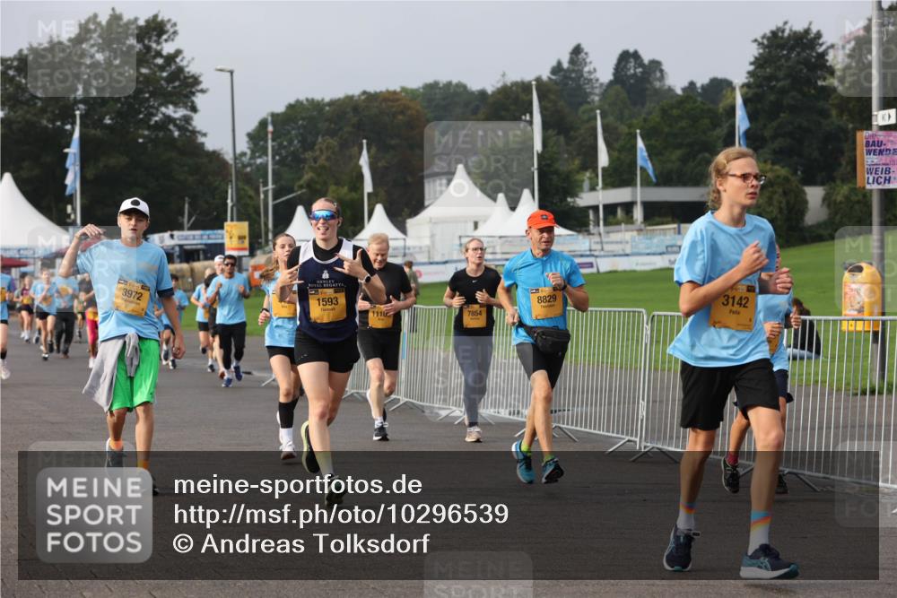 13.09.2026 - Kiel Lauf Andreas Tolksdorf http://msf.ph/oto/10296539 13.09.2026 09:25:03 Kiellinie 3972, 1593, 8829, 1110, 7854, 3142 meine-sportfotos.de