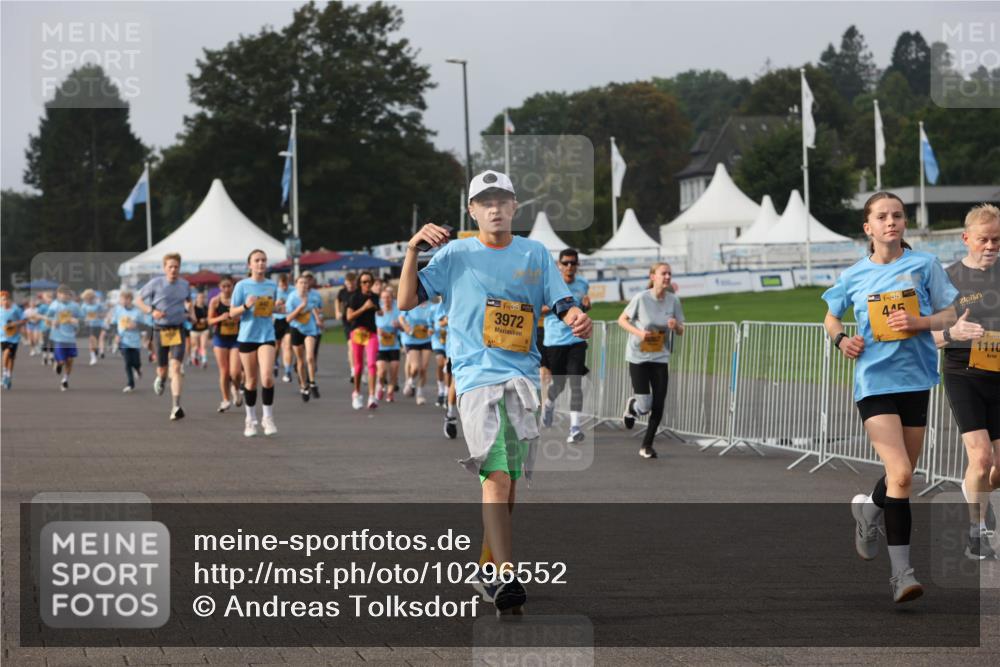 13.09.2026 - Kiel Lauf Andreas Tolksdorf http://msf.ph/oto/10296552 13.09.2026 09:25:05 Kiellinie 38, 3972, 38, 445, 1110 meine-sportfotos.de